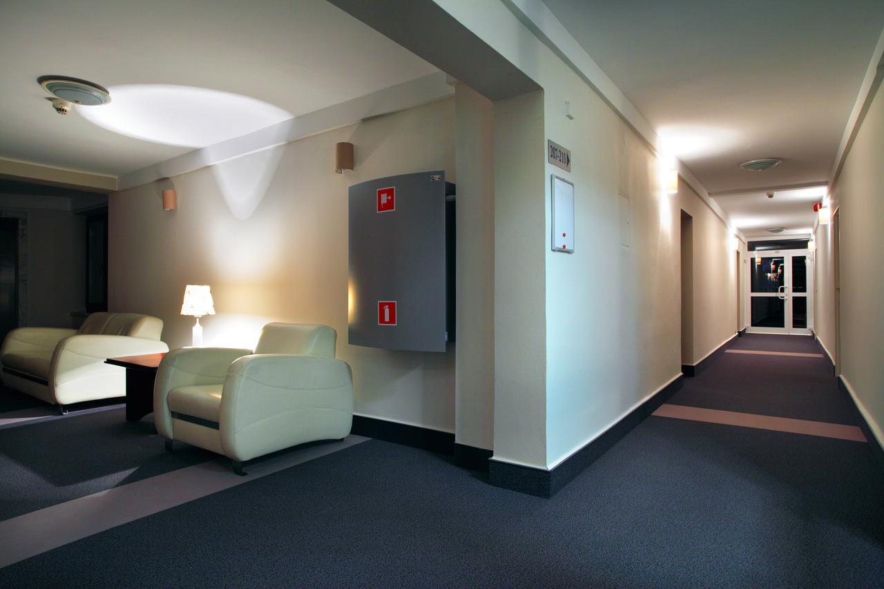 אוסטרולקה Inter Hotel מראה חיצוני תמונה