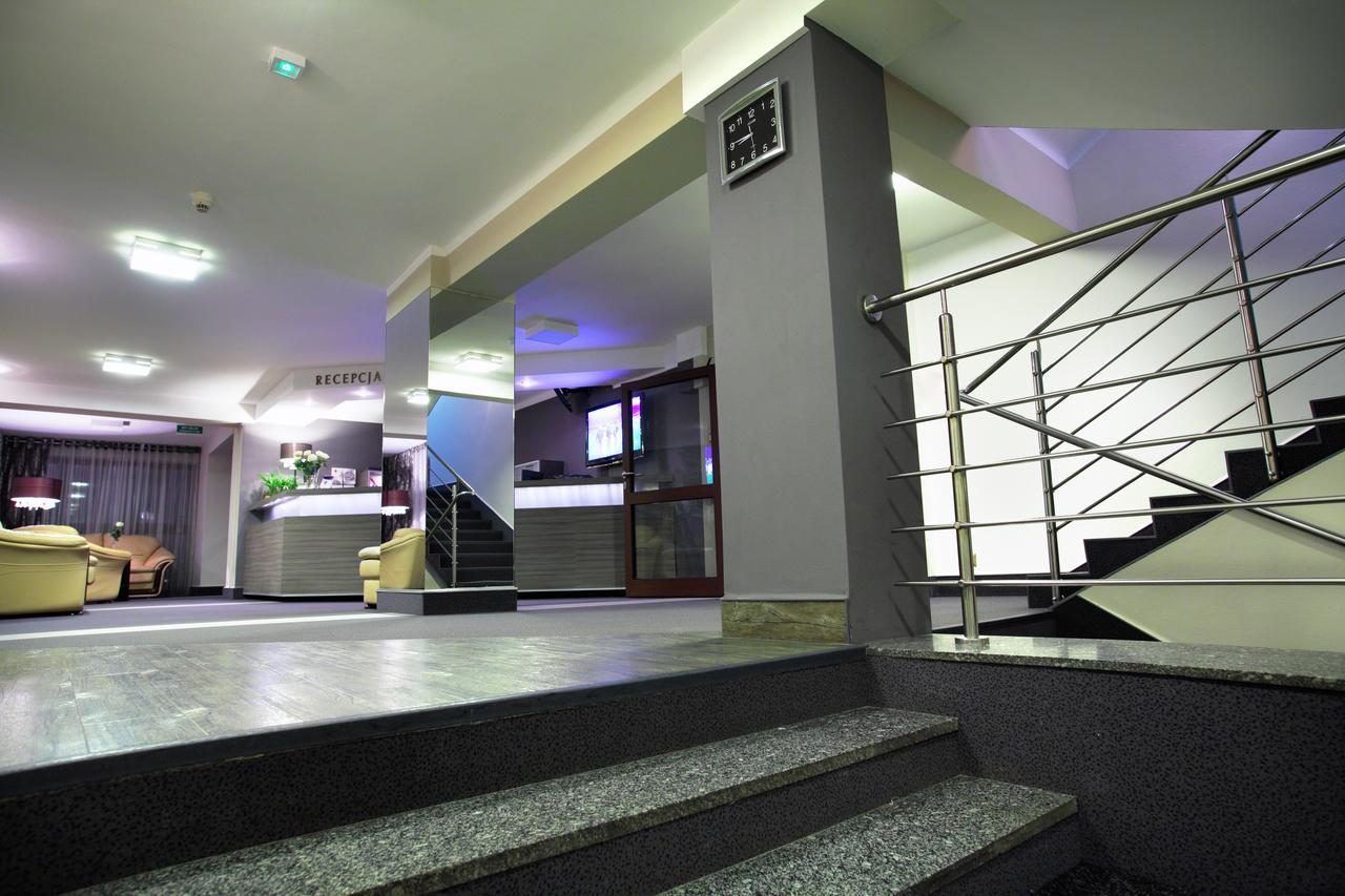 אוסטרולקה Inter Hotel מראה חיצוני תמונה